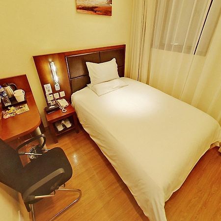 Ji Hotel Шанхай Экстерьер фото